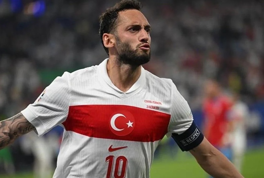 Hakan Çalhanoğlu'ndan beklenen açıklama geldi