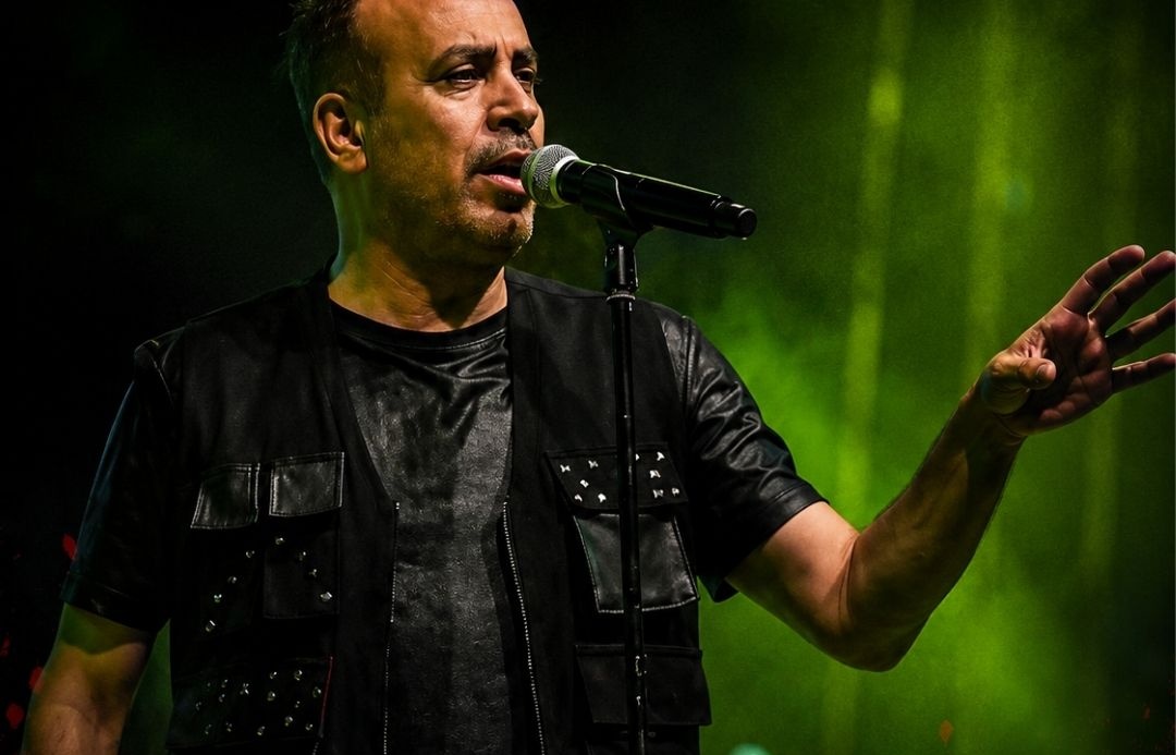 Haluk Levent Bakın Kiminle Ortak Çıktı