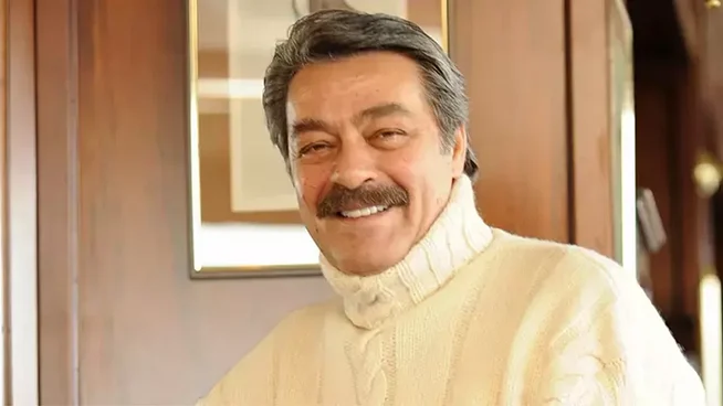 Kadir İnanır Neden Evlenmedi