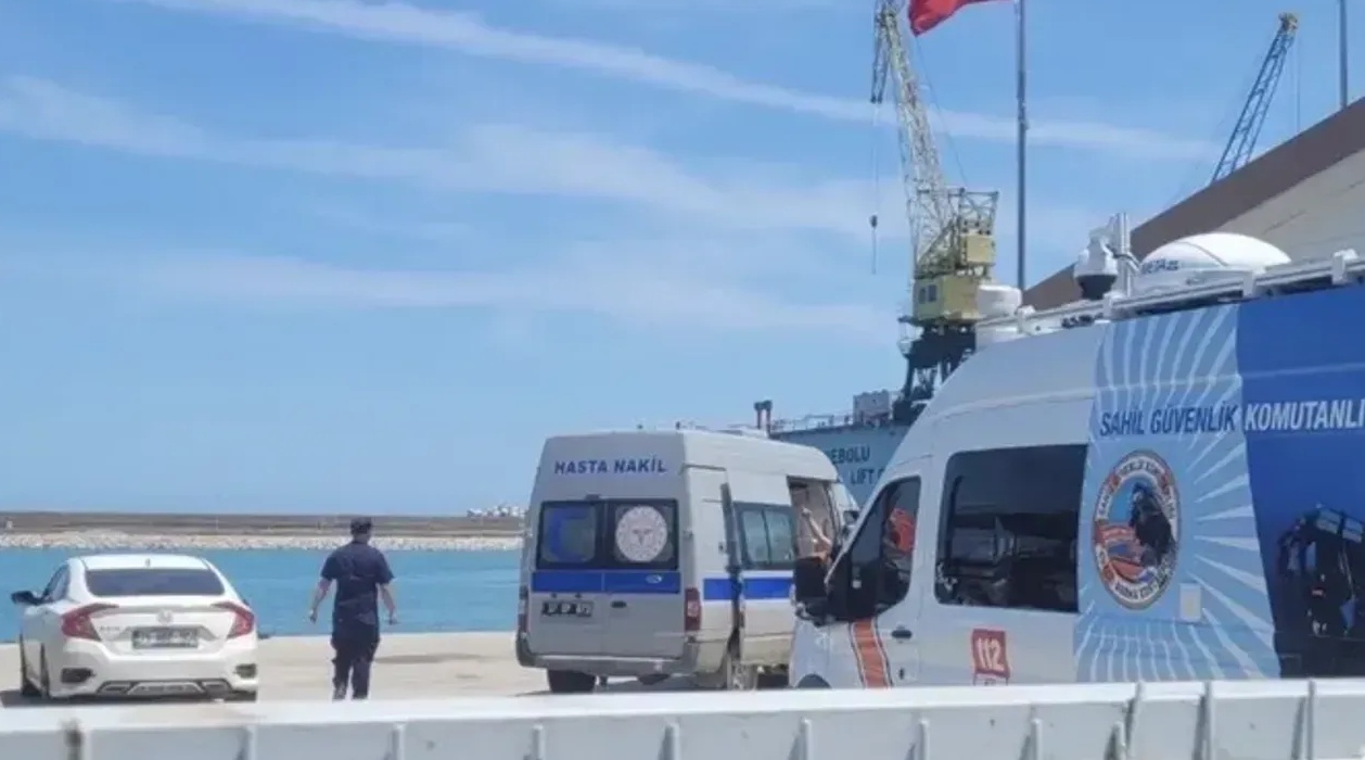 Karadeniz’de Türk Teknelere Saldırı