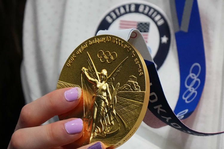 Rüyada Altın Madalya Görmek Ne Anlama Gelir?