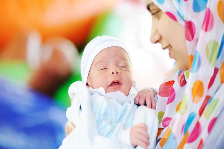 1 Aylık Bebek En Fazla Kaç Saat Aç Kalabilir?