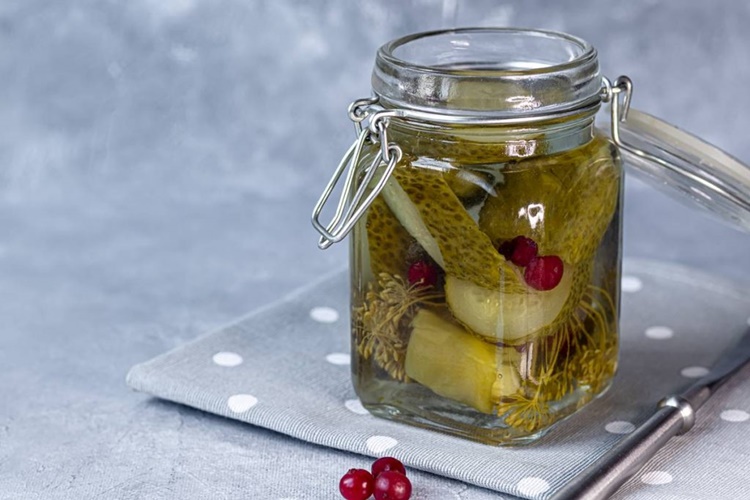 1 Litre Turşu Suyuna Ne Kadar Tuz Konur? Güncel Oku