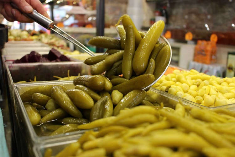 10 Kilo Turşuya Ne Kadar Tuz Konur?