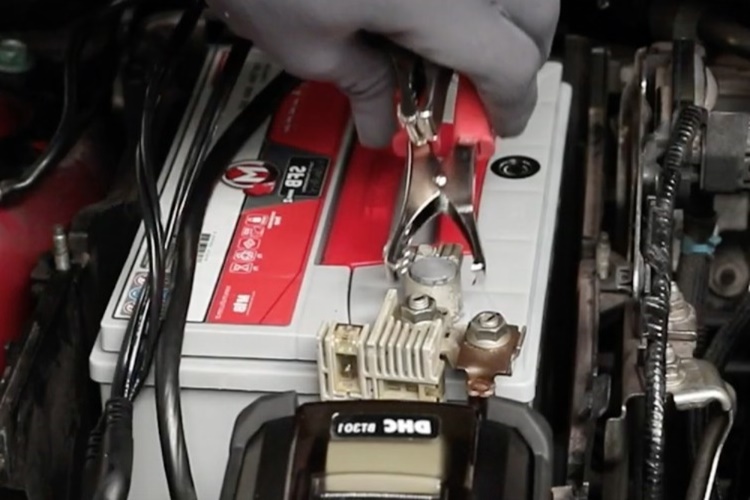 12 Volt Akünün Amperi Nasıl Ölçülür?