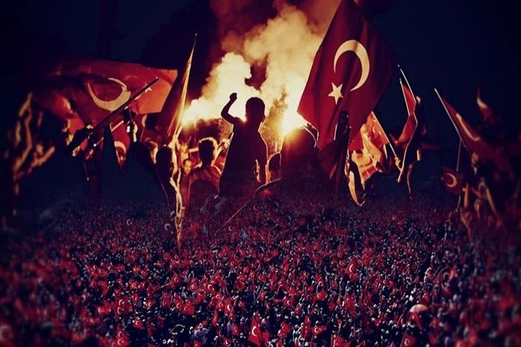 15 Temmuz Askerlerin Dövülmesi Gerçek Mi?