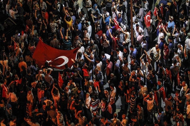 15 Temmuz Noterler Açık Mı?