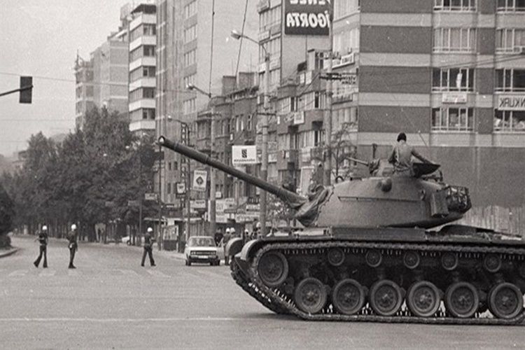 1980 Darbesi Diyarbakır Cezaevi Komutanı Kimdi?