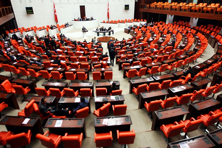 2023 Seçimlerinde Suriyeliler Oy Kullanacak Mı?