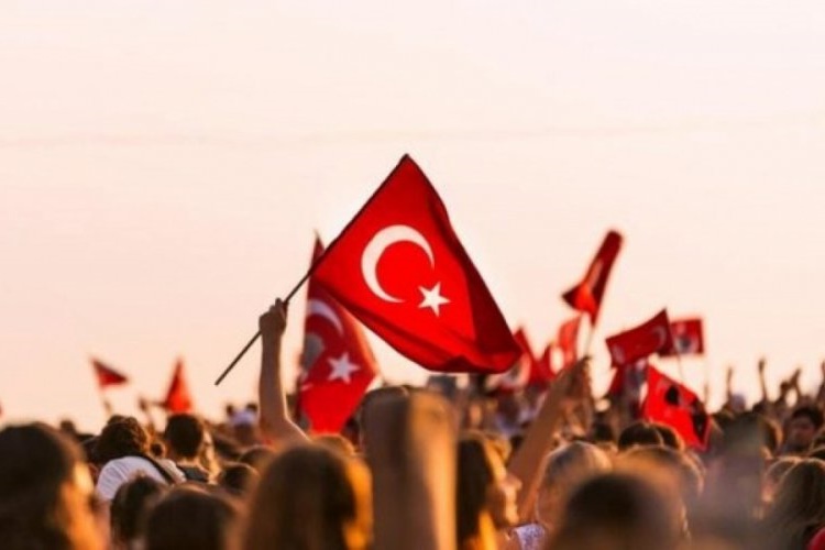 29 Ekim Cumhuriyet Bayramı Eskiden Nasıl Kutlanırdı?