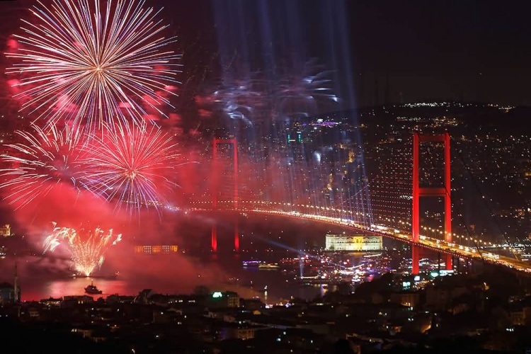 29 Ekim'de Yollar Ücretsiz Mi?