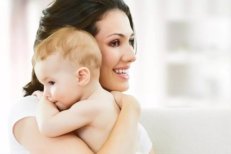 3 Aylık Bebek Yürütece Konur Mu?