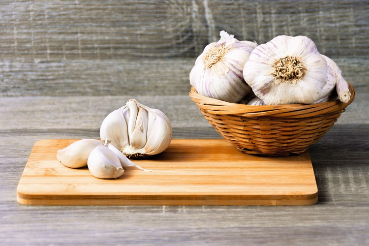 6 Aylık Bebek Çorbasına Sarımsak Konur Mu?