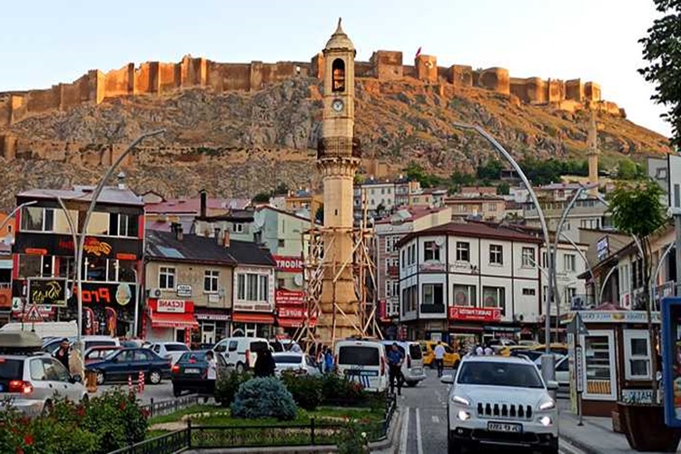 69 Plaka Hangi İle Bağlı?