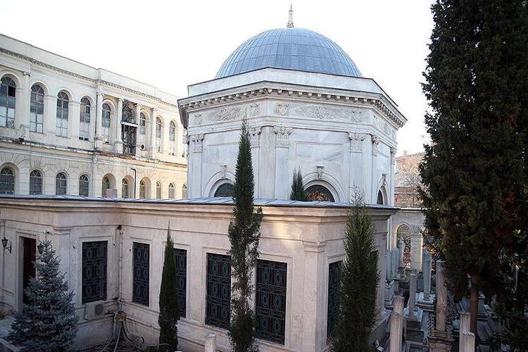 Abdülhamid Han Mezarı Nerede?