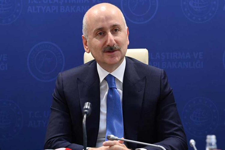 Adil Karaismailoğlu Kimdir?