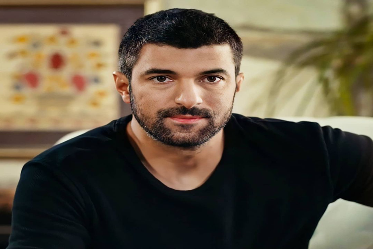 Adım Farah Dizisi Uyarlama Mı?