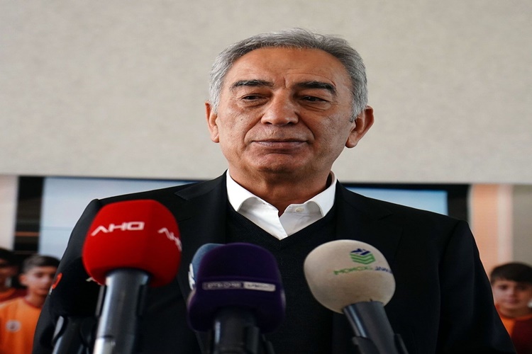 Adnan Polat Boyu Kaçtır?