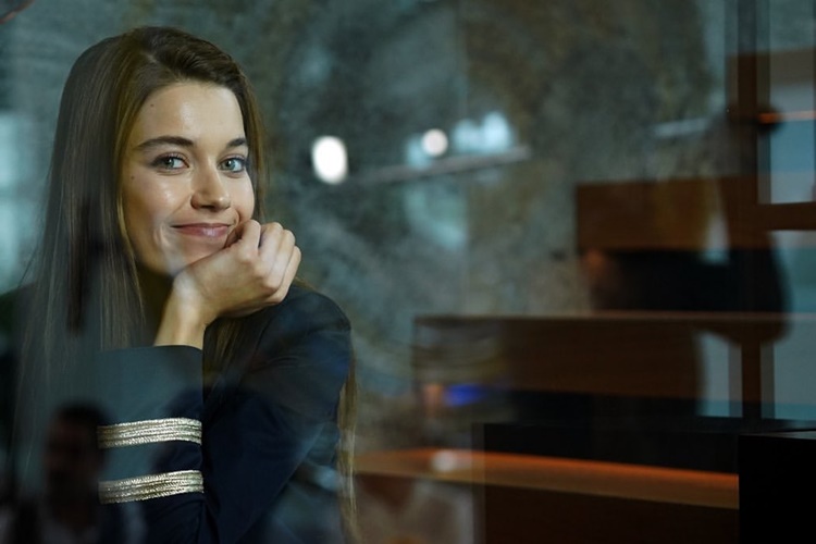 Afra Saraçoğlu Doğum Tarihi Nedir?