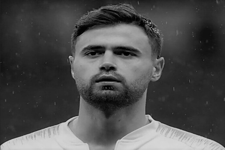 Ahmet Çalık Kimdir? - Güncel Oku