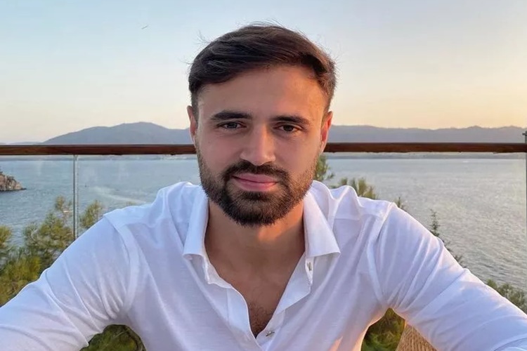 Ahmet Çalık Mezarı Nerededir?