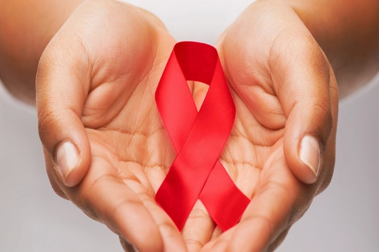 AIDS Polis Olmaya Engel Mi?