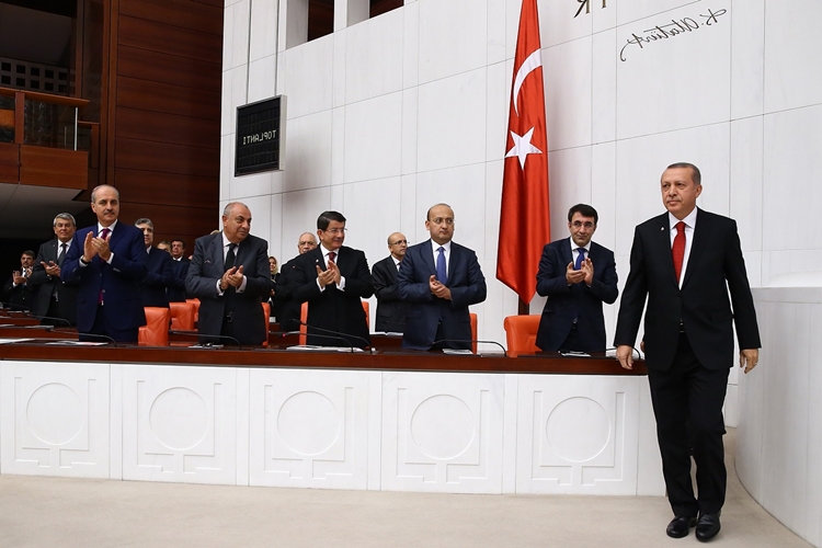 Ak Parti Siyaset Akademisi Sertifikası Ne İşe Yarar?