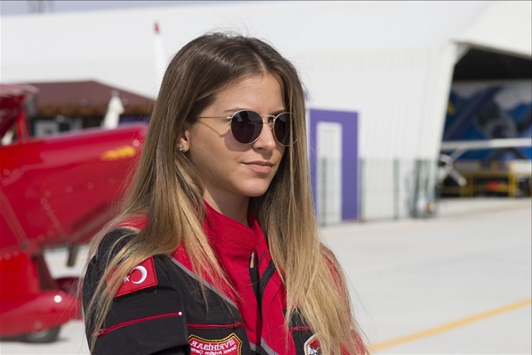 Akrobasi Pilotu Hakkında Merak Edilen Bilgiler