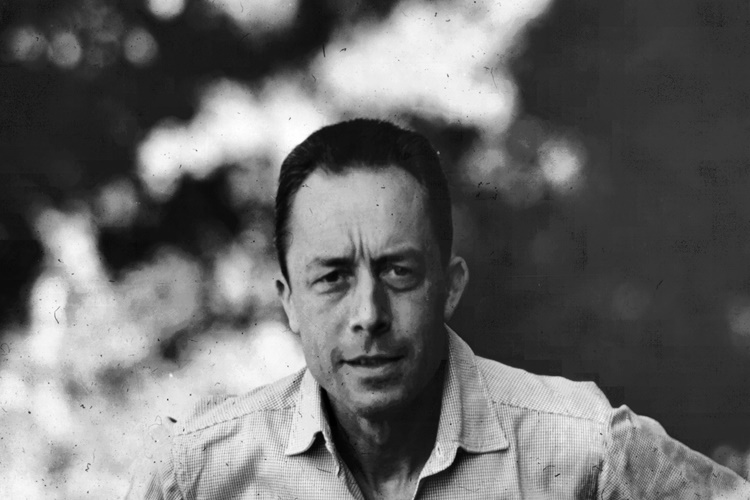 Albert Camus İlk Kitabı Nedir?