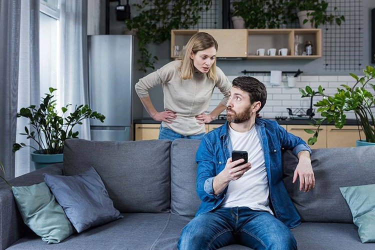 Aldatıldığını Öğrenen Kadın Psikolojisi Nasıl Olur?