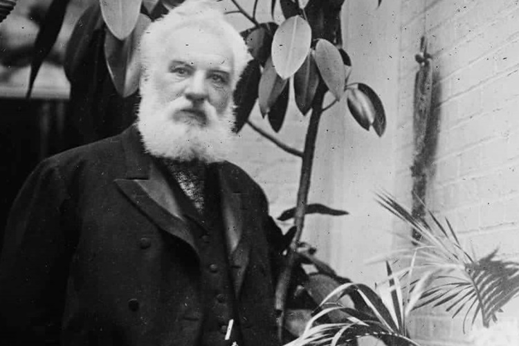Alexander Graham Bell Telefonu Neden İcat Etti? Güncel Oku