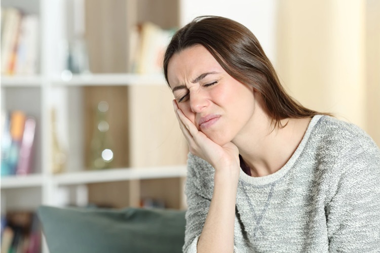 Alkol Aldıktan Sonra Dişçiye Gidilir Mi?