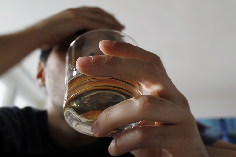 Alkol Bağımlısı Kişilerde Neler Görülür?
