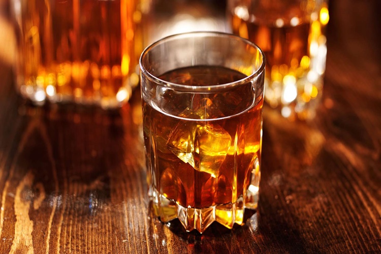 Alkol Böbrek Taşı Yapar Mı?