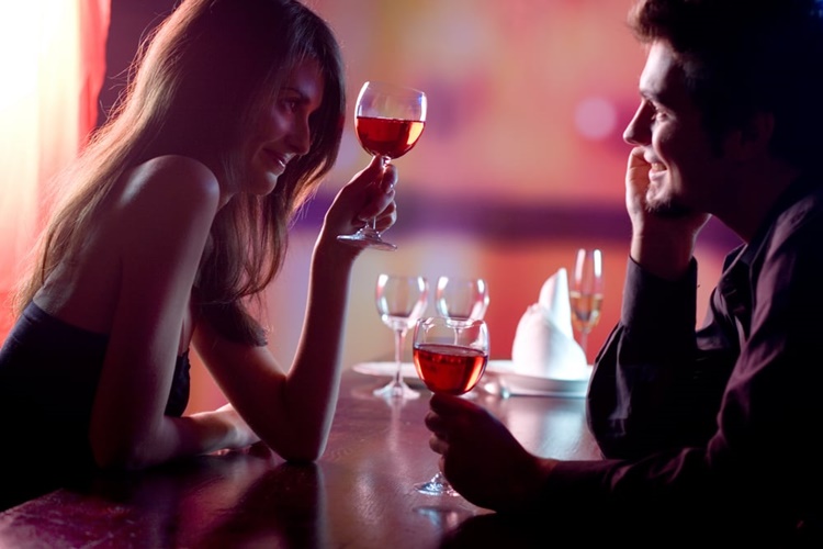 Alkol Cinselliği Etkiler Mi?