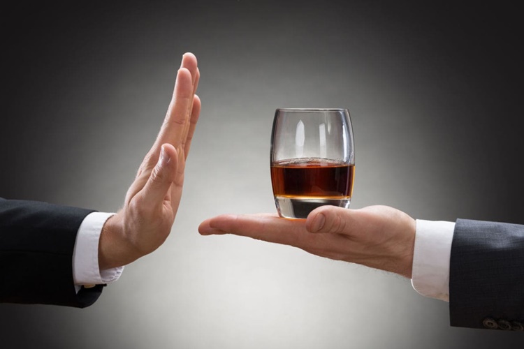 Alkol İçmek Kanser Yapar Mı?