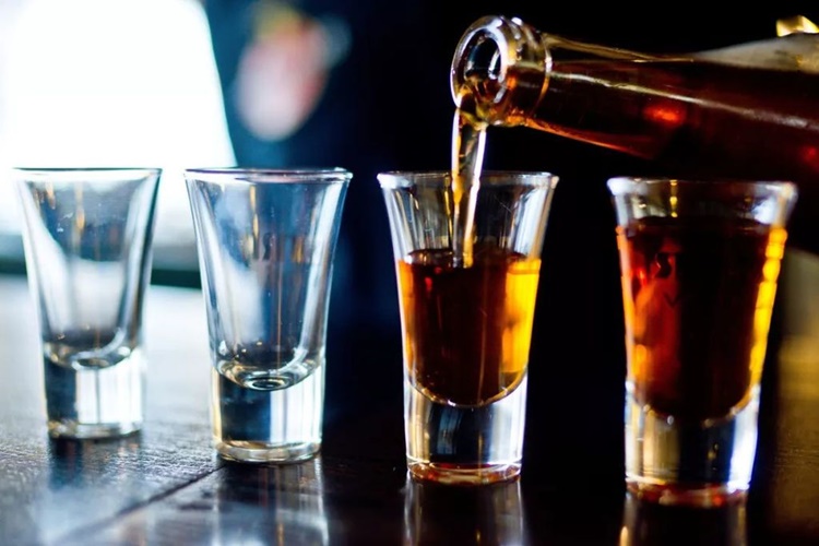 Alkol İdrar Söktürür Mü?