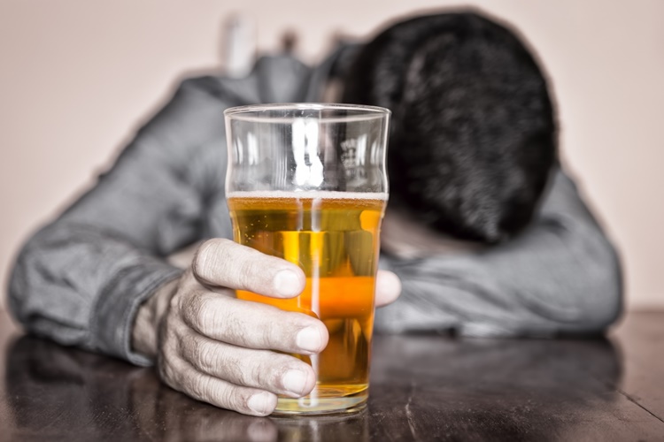 Alkol Nefes Darlığı Yapar Mı?
