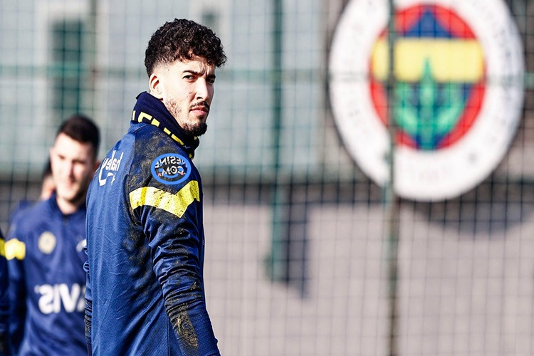 Altay Bayındır Çocuğu Var Mı?