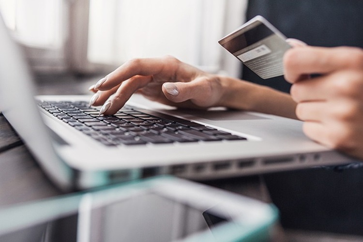 American Express Kart İle İnternetten Alışveriş Nasıl Yapılır?
