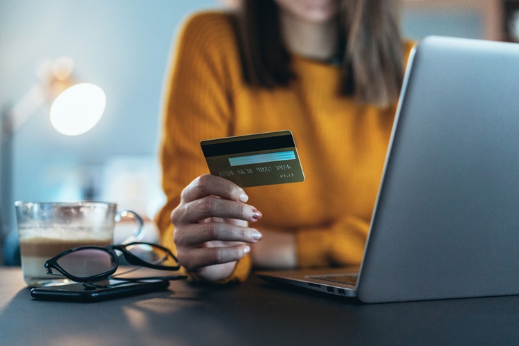 American Express Sahibi Kimdir?
