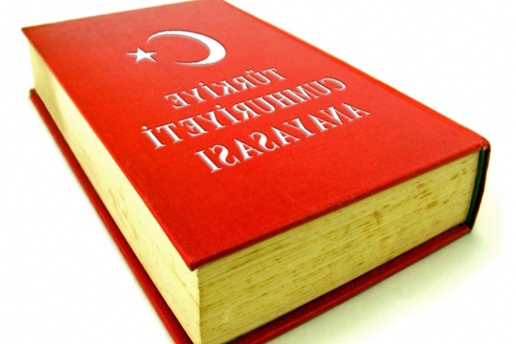 Anayasa Hakkında Merak Edilen Bilgiler