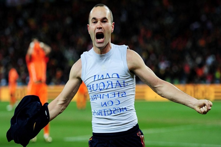 Andres İniesta Kariyeri Nasıl?