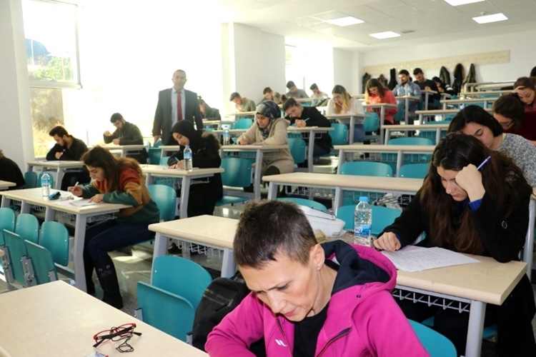 AÖF Pedagojik Formasyon Alabilen Bölümler