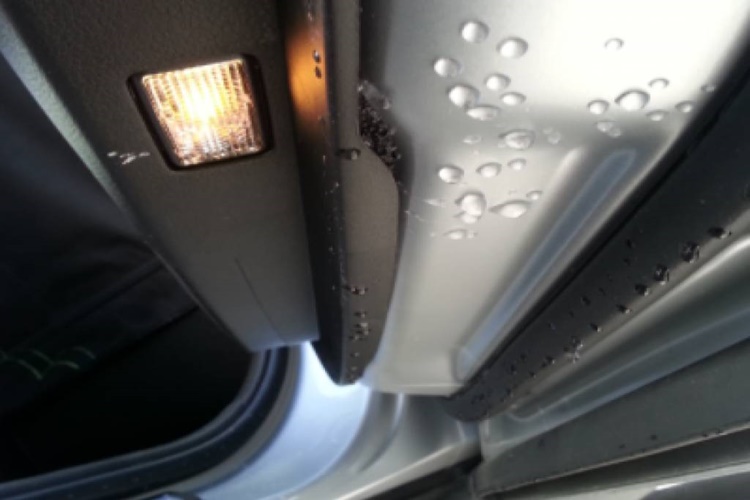 Araç Kapı Fitili Ne İle Yapıştırılır?