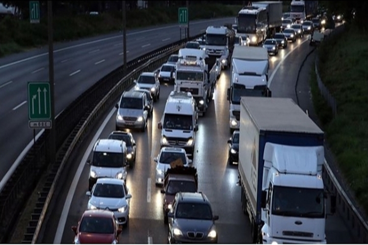Araç Sahiplerine Bir Darbe Daha: Cebinizdeki İncitici Etki!