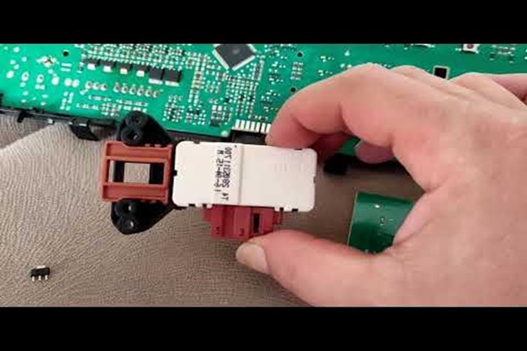 Arçelik Çamaşır Makinesi Kart Arızası Nasıl Anlaşılır?
