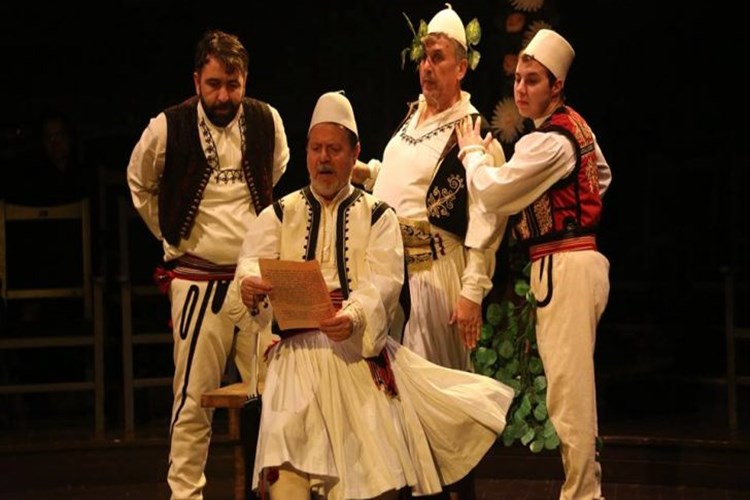 Arnavutların En Belirgin Özelliği Nedir?