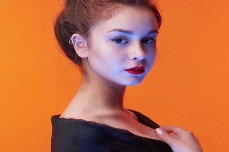 Asena Keskinci Estetik Var Mı? 