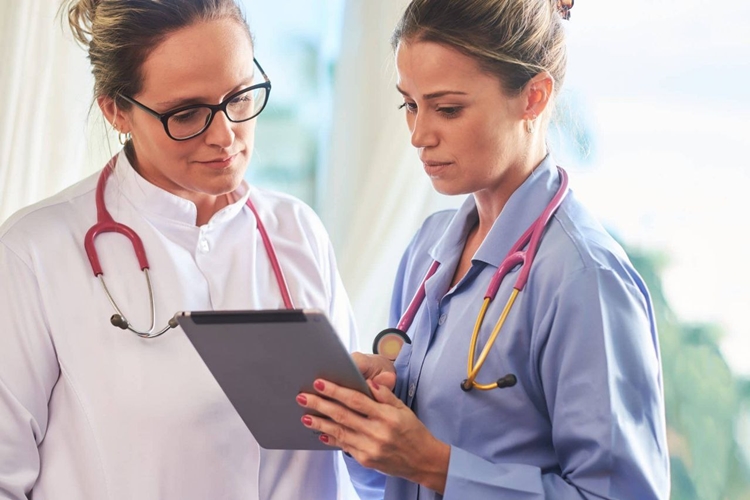 Asistan Doktor Kaç Yıl Okur?